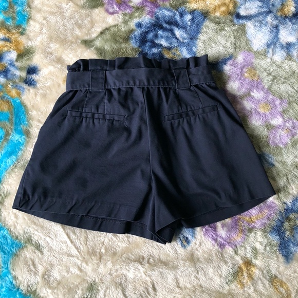 Zara Navy Paperbag High Waisted Shorts - Picture 4 of 6